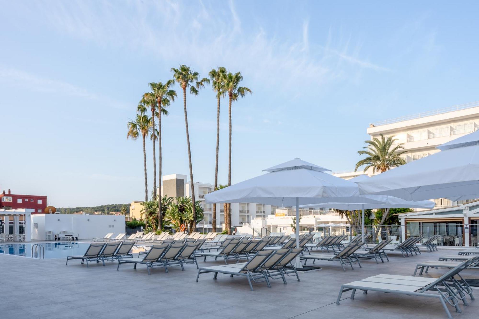 Globales Santa Ponsa Park Hotel Exterior photo